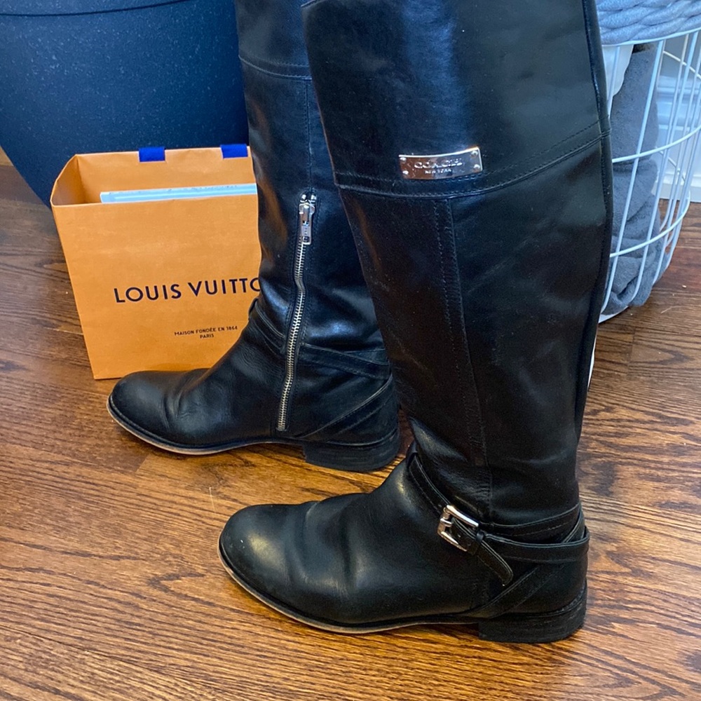 Size 7 coach black leather boots